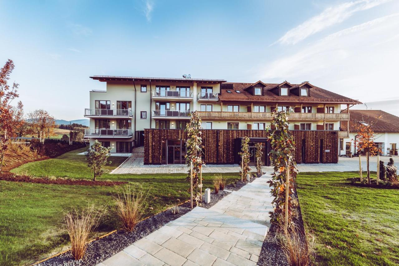 Landrefugium Obermueller 4,5 Sterne Hotel Untergriesbach Exterior photo